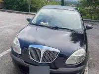 Usata Lancia Ypsilon 60 CV (44 kW) 2003 Bluazzurro Utilitaria