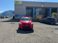 Usata Mazda 2 Trendy 75 CV (55 kW) 2012 Rosso Utilitaria