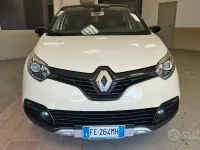 Usata Renault Captur Intens 90 CV (66 kW) 2016 Beige SUV