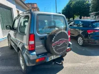 Usata Suzuki Jimny 86 CV (63 kW) 2008 Bluazzurro SUV