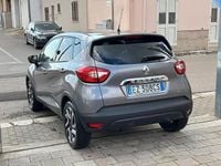 Usata Renault Captur 90 CV (66 kW) 2015 Grigio SUV