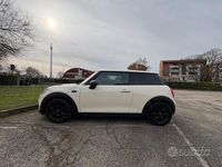 Usata Mini ONE 75 CV (55 kW) 2014 Bianco Utilitaria