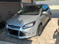 Usata Ford Focus 115 CV (84 kW) 2012 Grigio Berlina
