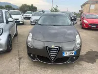 Usata Alfa Romeo Giulietta Distinctive 105 CV (77 kW) 2010 Giallo Utilitaria