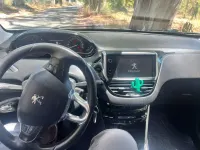 Usata Peugeot 208 Active 68 CV (50 kW) 2014 Bianco Utilitaria