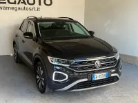 Usata VW T-Roc Edition 116 CV (85 kW) 2024 Nero SUV