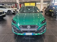 Uusi Renault Clio V Evolution 114 HP (83 kW) 2026 Vihreä Sedan