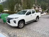 Usata Mitsubishi L 150 CV (110 kW) 2022 Bianco Pick-up