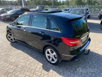 Usata Mercedes B180 Premium 109 CV (80 kW) 2014 Nero Utilitaria