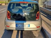 Begagnad VW up! 2017 Grå Halvkombi