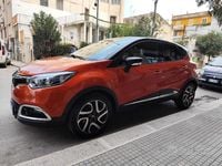 Usata Renault Captur 90 CV (66 kW) 2014 Arancione SUV