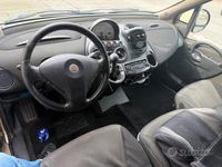 Usata Fiat Multipla Dynamic 120 CV (88 kW) 2008 Giallo Monovolume