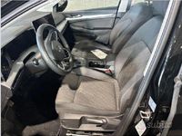 Usata VW Golf VIII Life 116 CV (85 kW) 2025 Nero Berlina