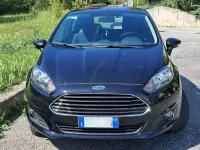 Usata Ford Fiesta 75 CV (55 kW) 2013 Nero Berlina