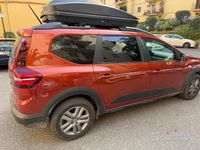 Usata Dacia Jogger 101 CV (74 kW) 2022 Rosso Monovolume