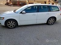 Usata Volvo V50 109 CV (80 kW) 2010 Bianco Station wagon