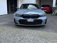 Usata BMW 318 M Sport 156 CV (114 kW) 2023 Grigio Berlina
