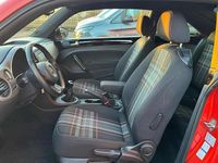 Usata VW Beetle CLUB 105 CV (77 kW) 2015 Orange metallizzato Utilitaria