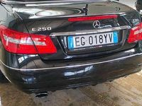 Usata Mercedes E250 Executive 204 CV (150 kW) 2012 Nero Cabrio