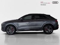 Usata Audi Q8 Ambiente 231 CV (169 kW) 2020 Grigio daytona perla SUV