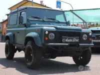 Usata Land Rover Defender 86 CV (63 kW) 1989 Bluazzurro SUV