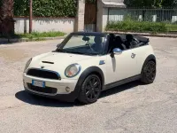Usata Mini Cooper S Cabriolet 174 CV (127 kW) 2009 Giallo Cabrio