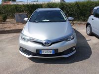Usata Toyota Auris Hybrid Executive 99 CV (72 kW) 2016 Argento Station wagon