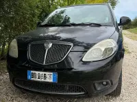 Gebraucht Lancia Ypsilon 75 PS (55 kW) 2010 Schwarz Kleinwagen