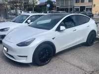 Usata Tesla Model Y 155 kW (211 CV) 2021 Bianco SUV