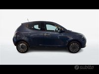 Usata Lancia Ypsilon 69 CV (50 kW) 2024 Blu scuro Utilitaria