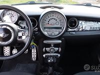 Usata Mini Cooper D 109 CV (80 kW) 2008 Rosso Utilitaria