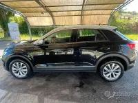 Usata VW T-Roc Style 150 CV (110 kW) 2020 Nero SUV