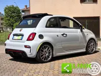 Usata Abarth 695C 179 CV (131 kW) 2024 Grigio Cabrio