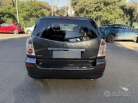 Usata Toyota Corolla Verso 136 CV (100 kW) 2009 Grigio Monovolume