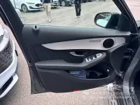 Usata Mercedes GLC220 Premium 194 CV (142 kW) 2022 Grigio canna di fucile metalli SUV