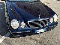 Usata Mercedes E270 Avantgarde 170 CV (125 kW) 2001 Berlina