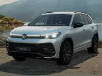 Nuova VW Tiguan R-line Plus 150 CV (110 kW) 2026 Dolomite silver metallizzato SUV