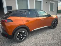Usata Peugeot e-2008 GT-line 56 kW (77 CV) 2020 Arancione SUV