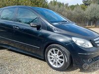 Usata Mercedes B200 140 CV (102 kW) 2008 Nero Monovolume