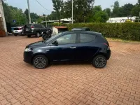 Usata Lancia Ypsilon Gold 69 CV (50 kW) 2018 Blu/azzurro Utilitaria
