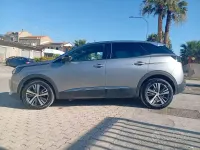 Usata Peugeot 3008 Allure 131 CV (96 kW) 2023 Bluazzurro SUV