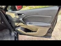 Usata Renault Captur 91 CV (66 kW) 2024 Nero SUV