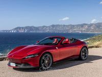 Nuova Ferrari Roma 620 CV (456 kW) 2025 Argento Cabrio