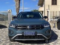 Usata VW T-Roc Life 116 CV (85 kW) 2023 Nero SUV
