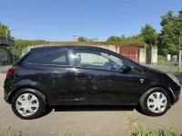 Usata Opel Corsa Edition 86 CV (63 kW) 2011 Utilitaria