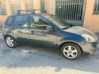 Usata Ford Fiesta 68 CV (50 kW) 2008 Grigio Utilitaria