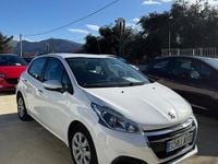 Käytetty Peugeot 208 GT-line 102 HP (75 kW) 2020 Valkoinen Viistoperä