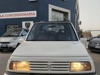 Usata Suzuki Vitara 75 CV (55 kW) 1990 Bianco SUV