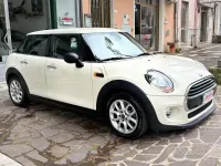 Usata Mini ONE 75 CV (55 kW) 2015 Beige Utilitaria