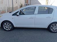 Usata Opel Corsa Enjoy 75 CV (55 kW) 2009 Bianco Berlina